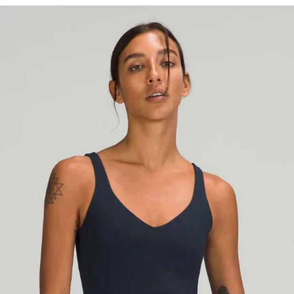 NWT Lululemon Align Waist-Length Tank A B Cup TRUE NAVY BLUE SIZE 8 2021 Version - Picture 6 of 7